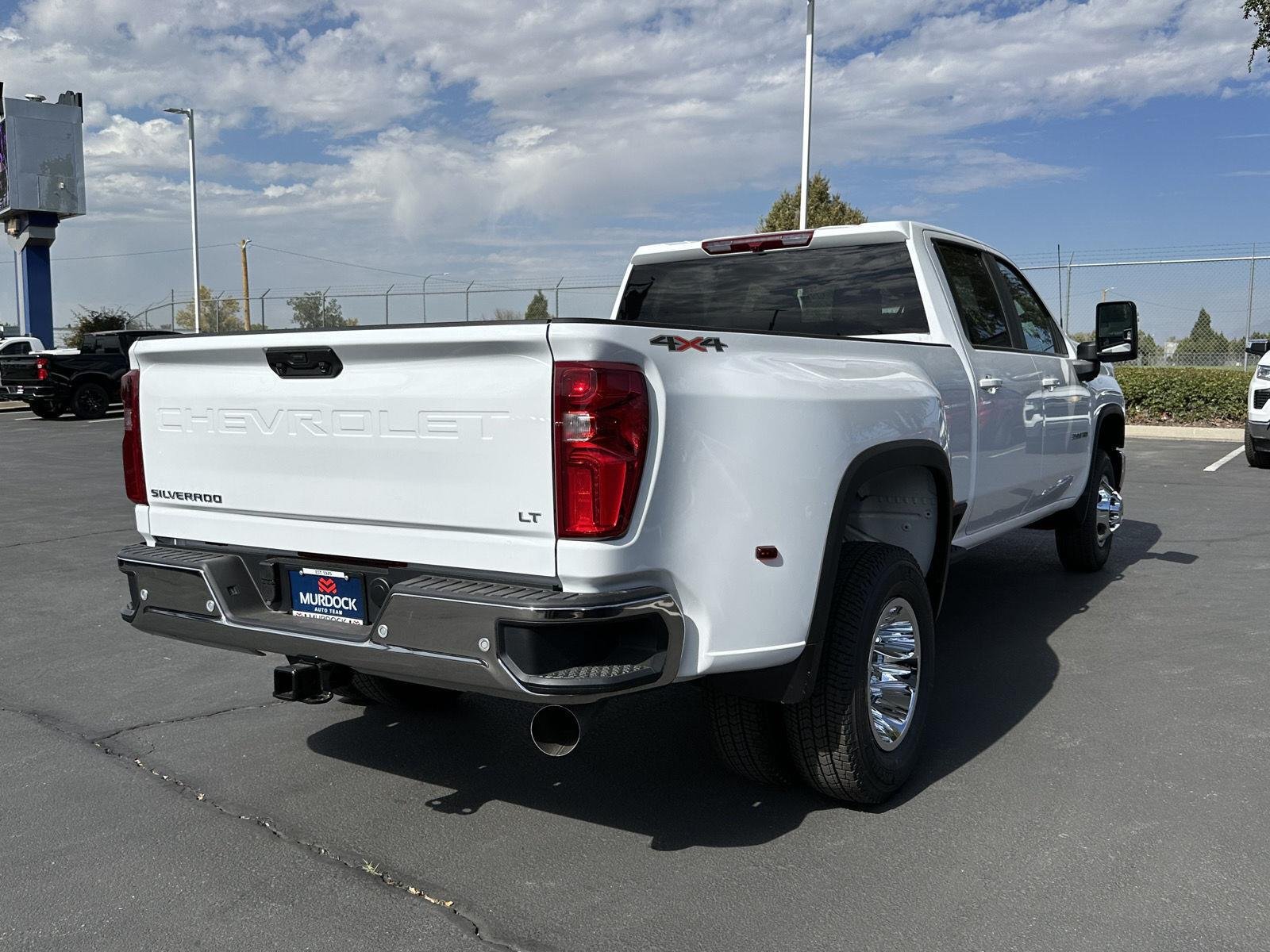 2026 Chevrolet Silverado 3500 HD LT - Photo 8