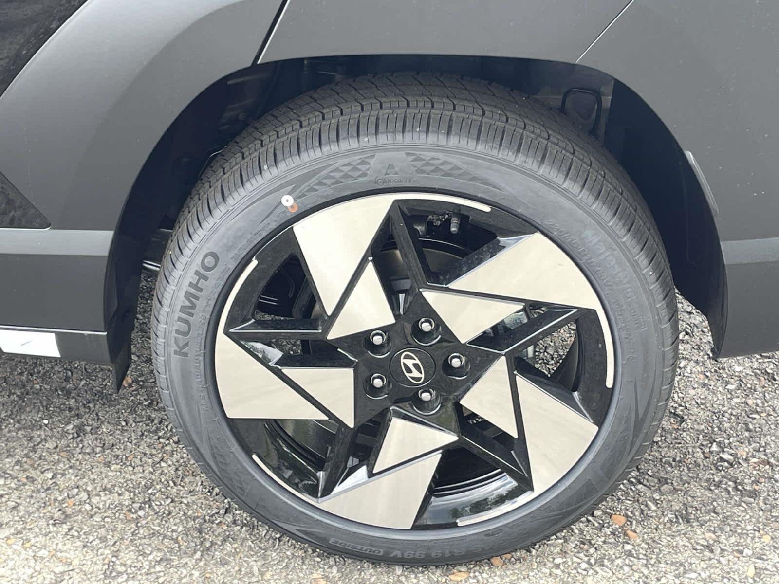 New 2026 Abyss Black Pearl Hyundai Limited image 15
