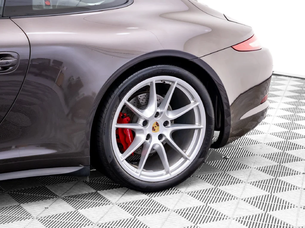Used 2015 Brown Porsche Carrera 4S image 38