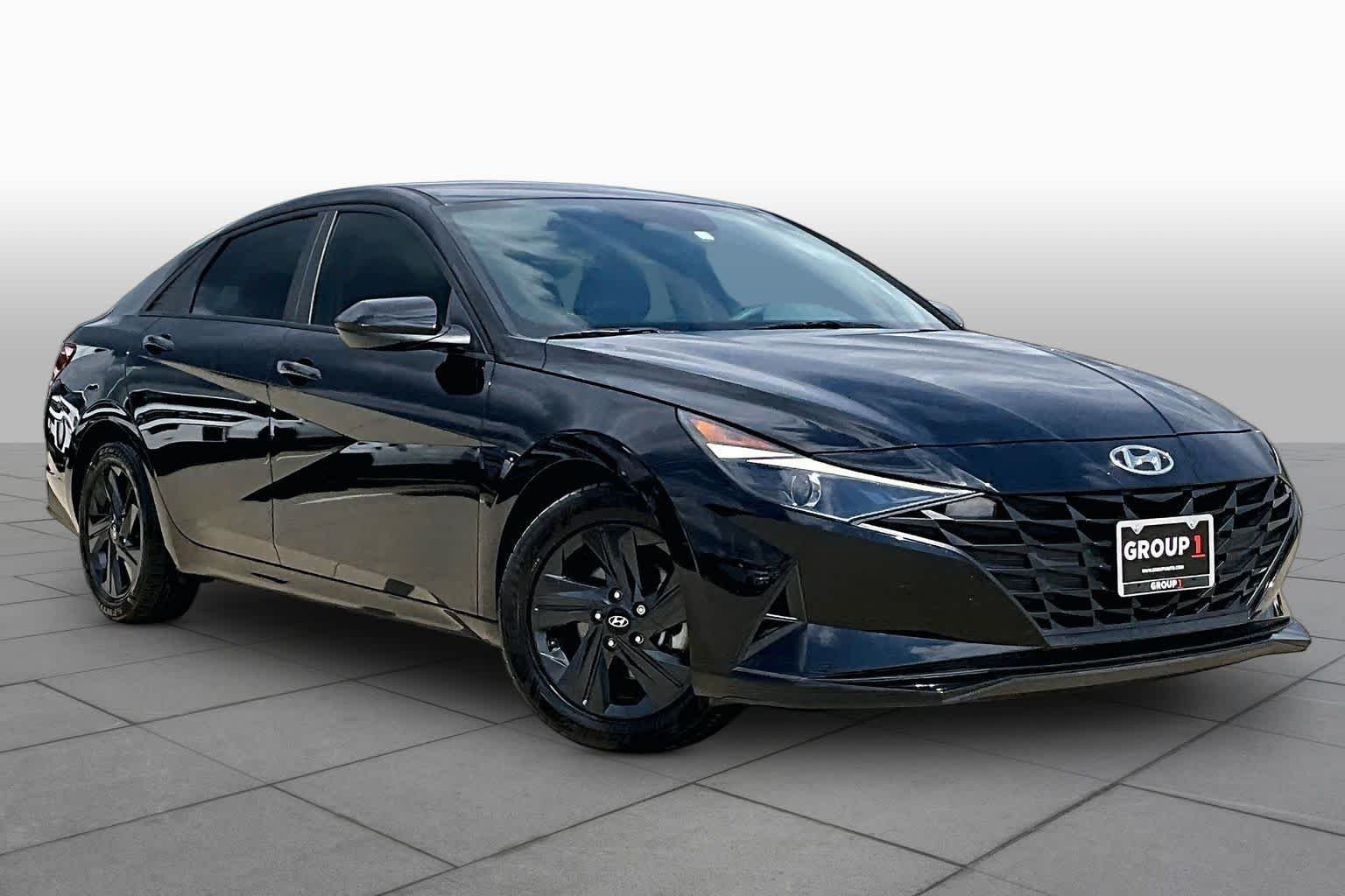 Pre-Owned 2023 Hyundai Elantra SEL