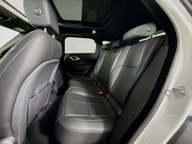 New 2026 Fuji White Land Rover Belgravia Edition image 24