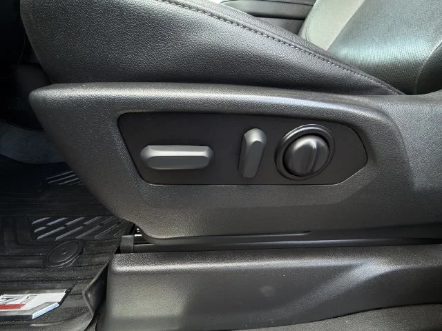 2022 Chevrolet Silverado 1500 Limited LTZ - Photo 32