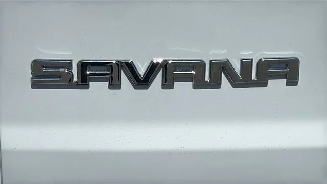 2026 GMC Savana Cargo Work Van - Photo 32
