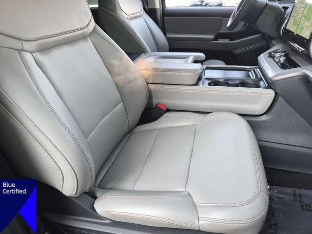 Used 2025 White Ford Active image 36