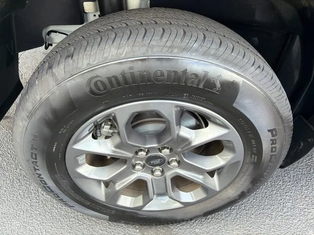 Used 2024 Beige Ford XLT image 17