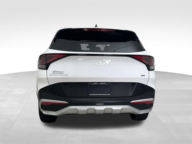 Used 2024 White Kia EX image 4