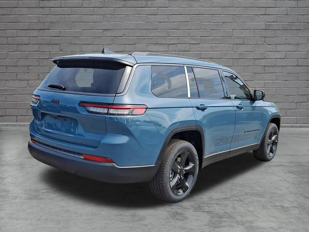 New 2026 Steel Blue Jeep Limited image 7