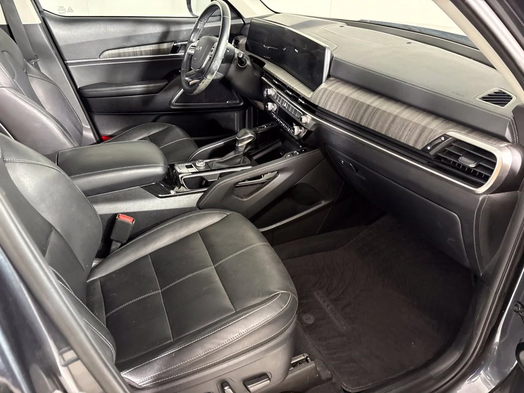 Used 2024 Gray Kia EX image 17
