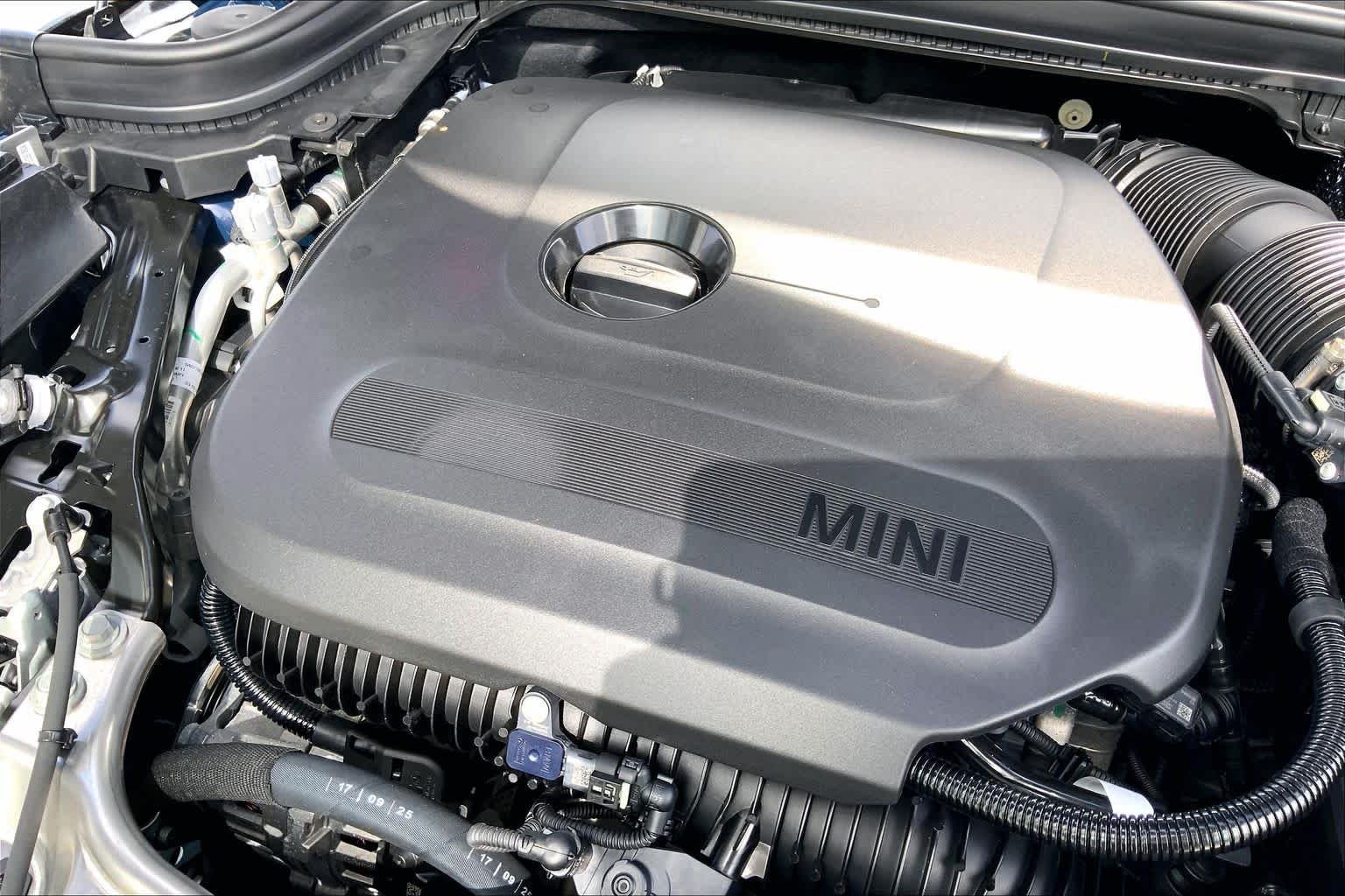 2026 MINI Hardtop 4 Door S - Photo 17