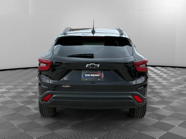 New 2026 Mosaic Black Metallic Chevrolet LT image 4