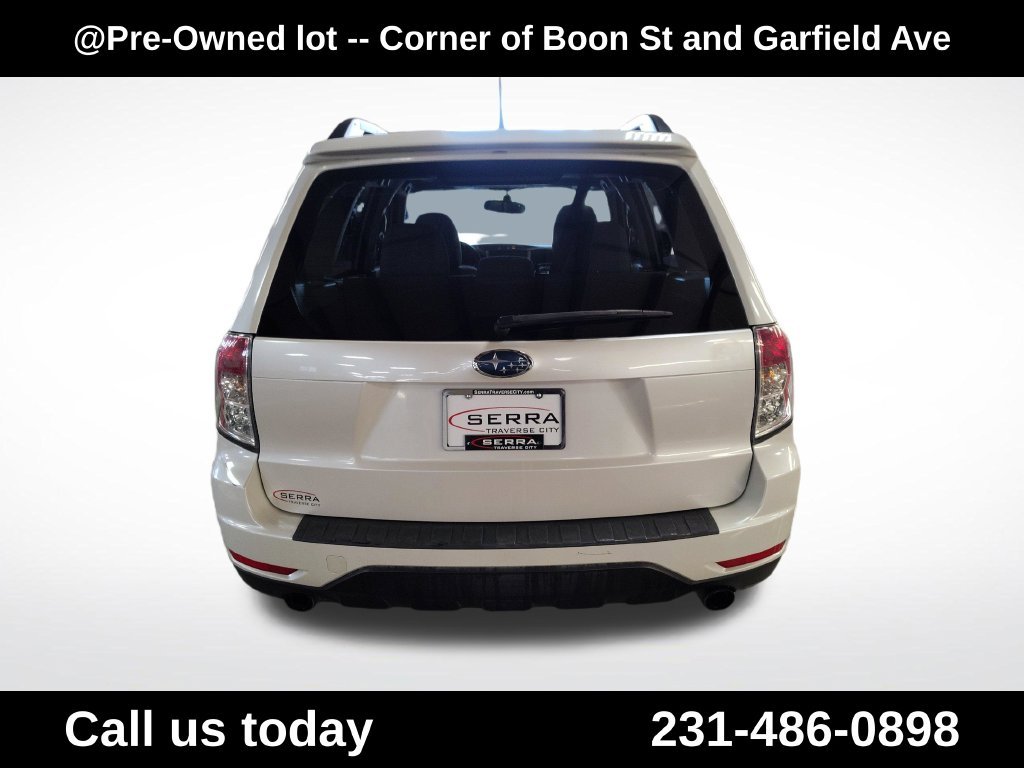 Used 2011 White Subaru 2.5X image 4
