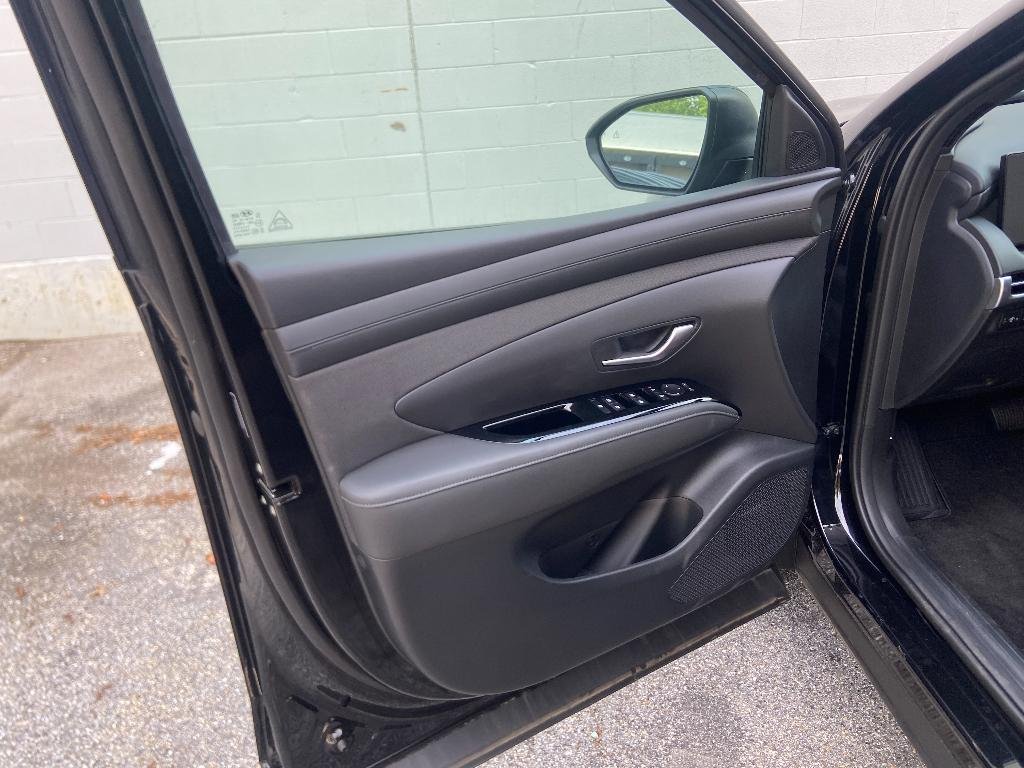New 2026 Phantom Black Hyundai XRT image 11