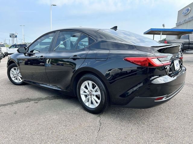 Certified Used 2025  Toyota LE image 5