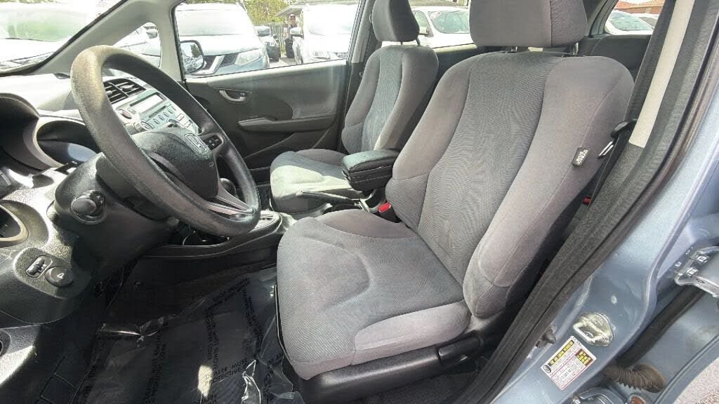 Used 2010  Honda Base image 7