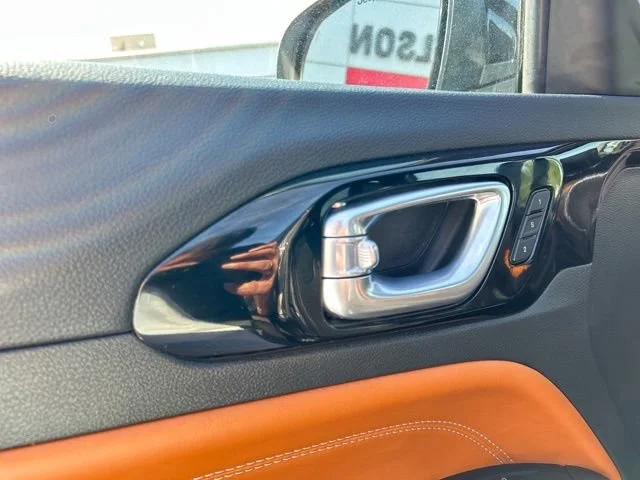 Used 2024 None Jeep Limited image 27