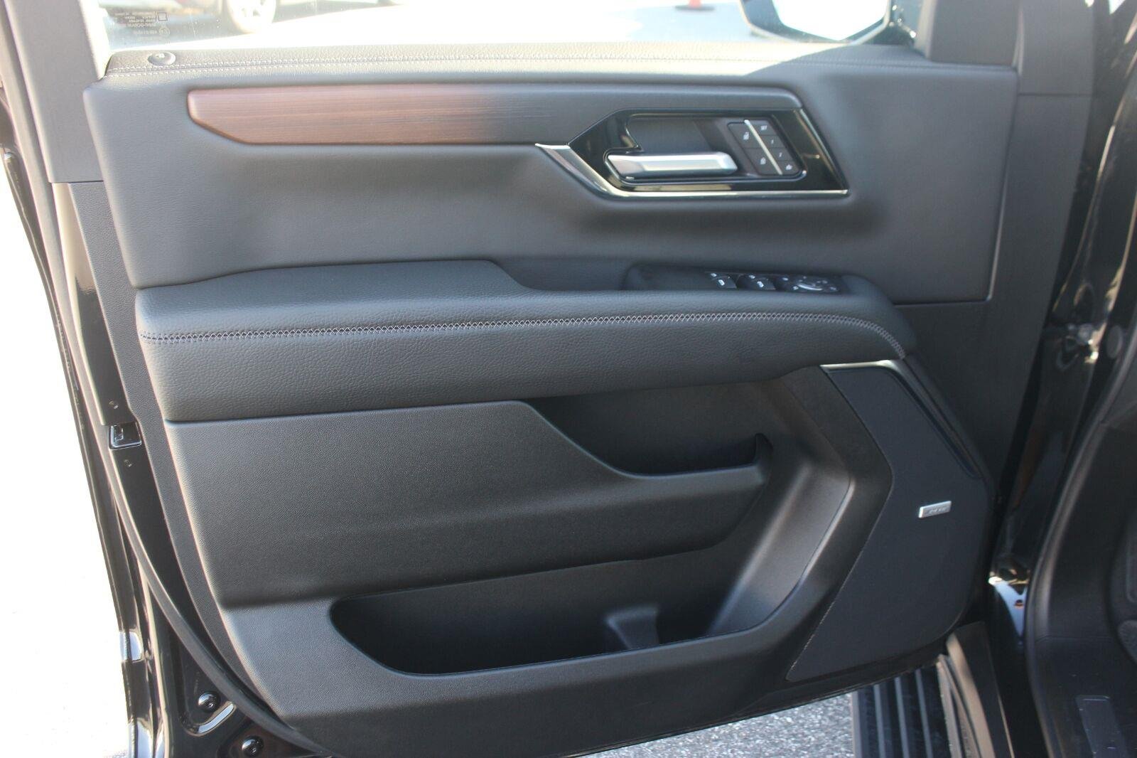 Used 2026 Onyx Black GMC Denali image 14