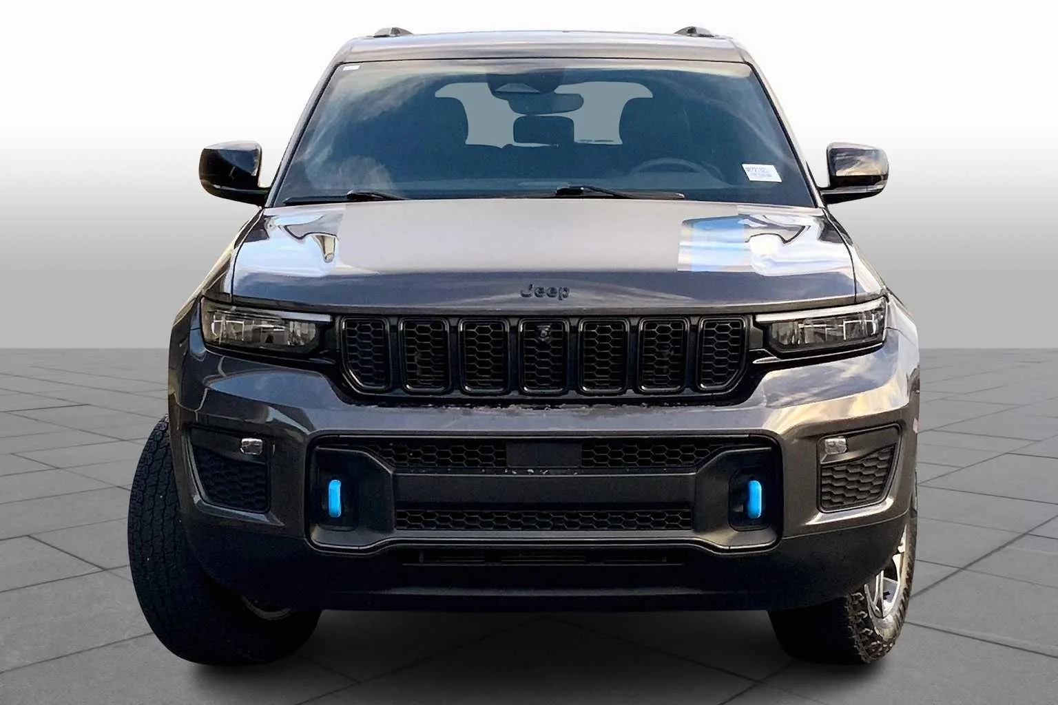 Used 2022 Baltic Gray Metallic Clearcoat Jeep Trailhawk image 4