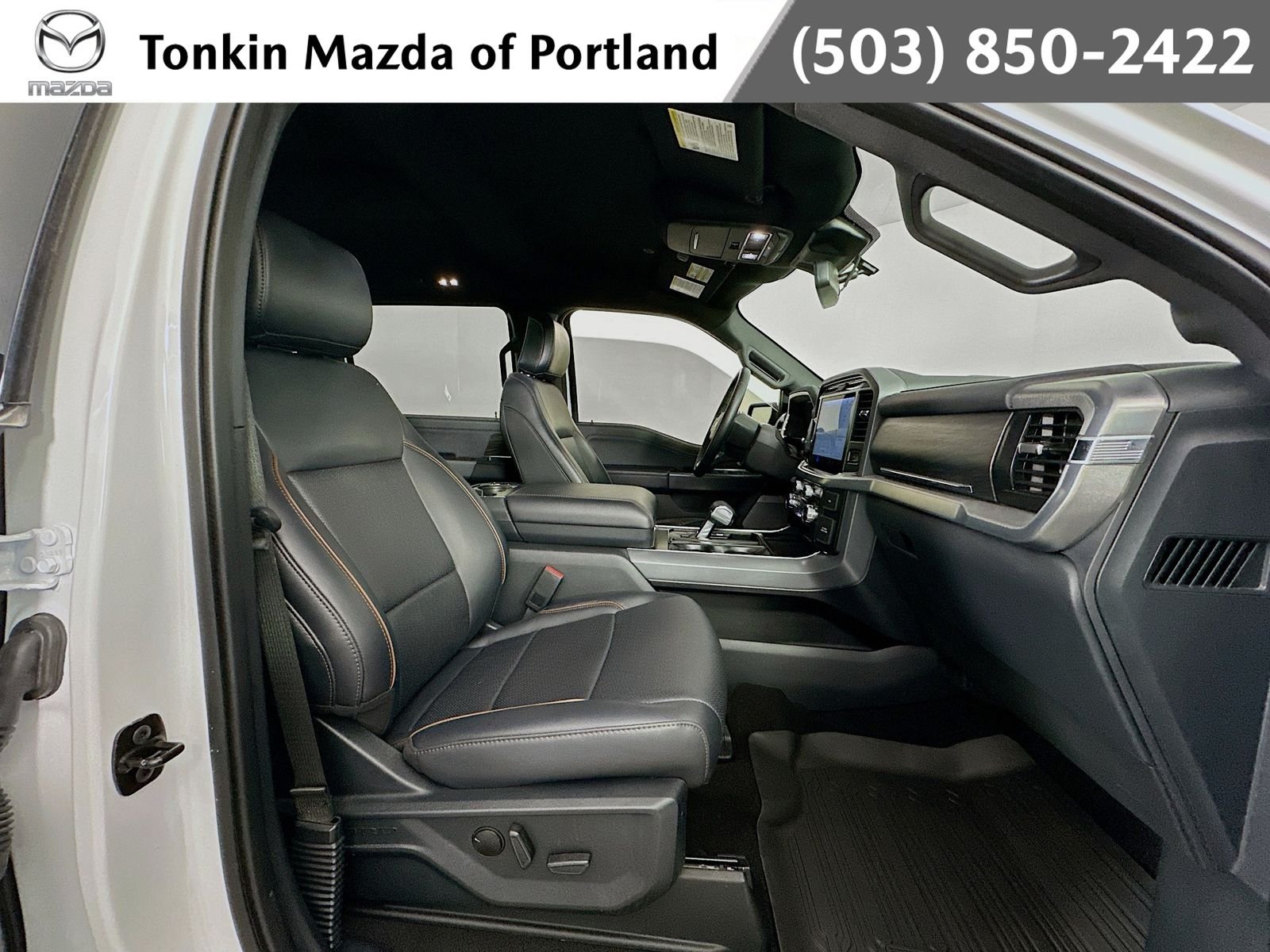 Used 2025 Oxford White Ford Lariat image 29