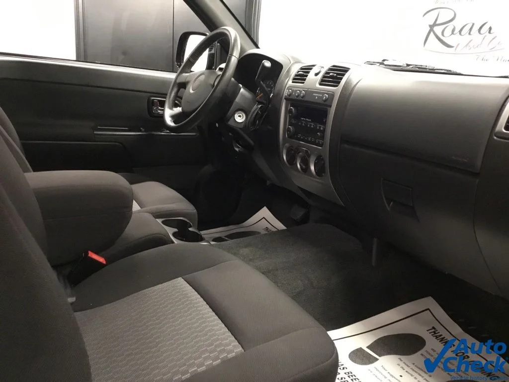 Used 2011 Black Chevrolet 1LT image 24