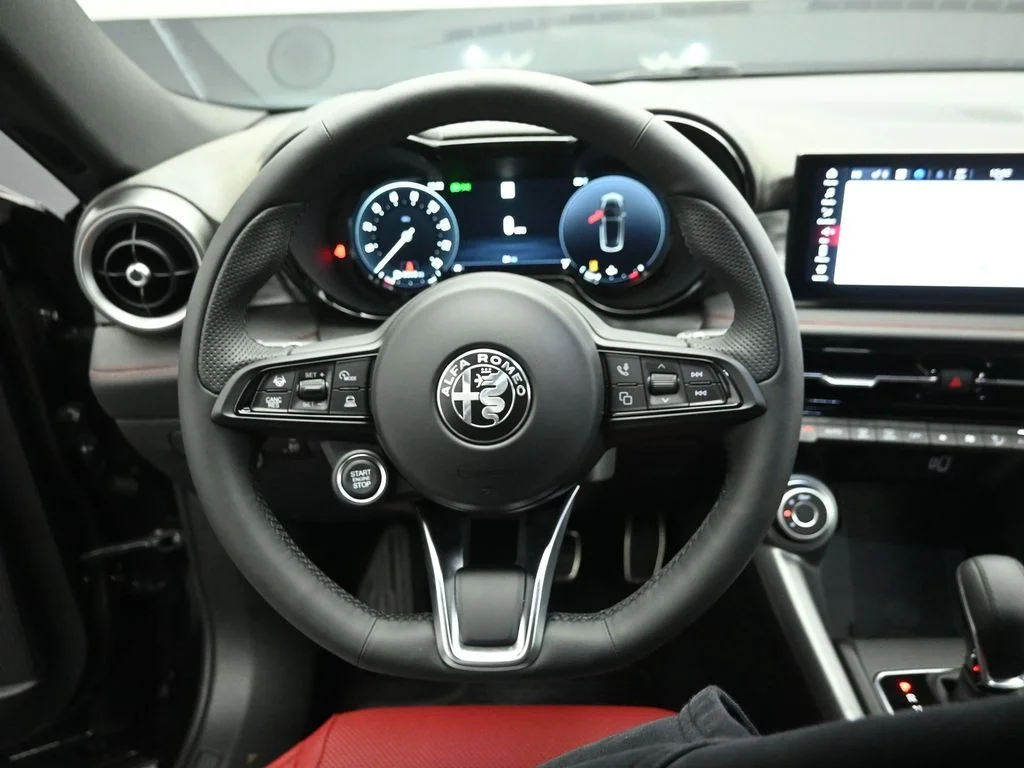 2026 Alfa Romeo Tonale Sprint - Photo 15