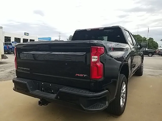 Used 2026 Black Chevrolet RST image 22