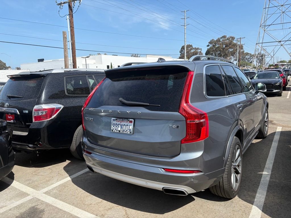 Used 2018 Gray Metallic Volvo T6 Momentum image 6