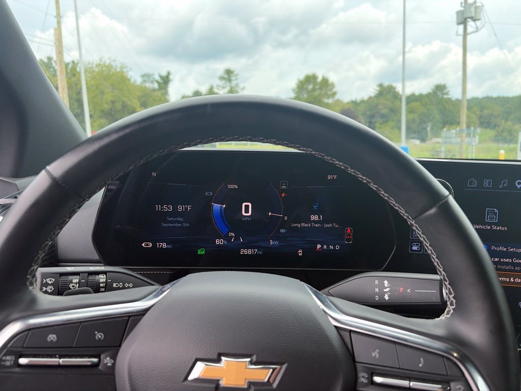 Used 2024 Sterling Gray Metallic Chevrolet LT image 22