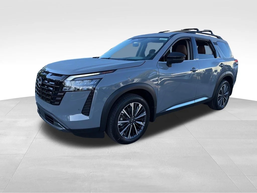 New 2026 Boulder Gray Pearl Nissan Platinum image 3