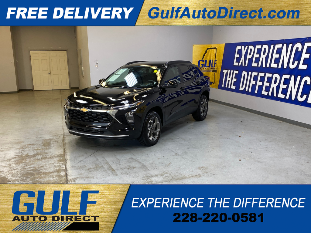 Used 2025 Black Chevrolet LT image 4