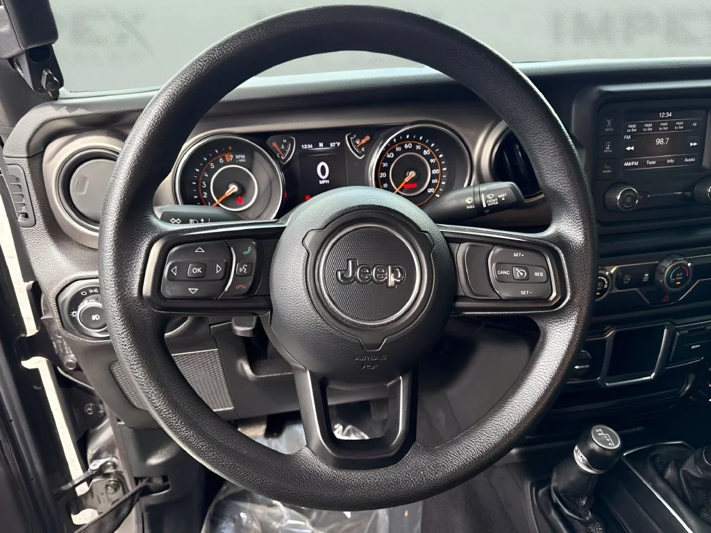 Used 2020 Gray Jeep Sport image 12