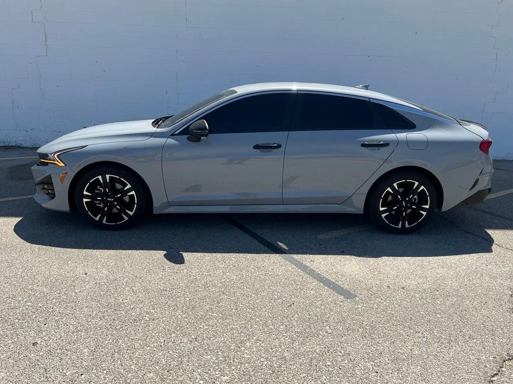 Used 2023 Wolf Gray Kia GT-Line image 2
