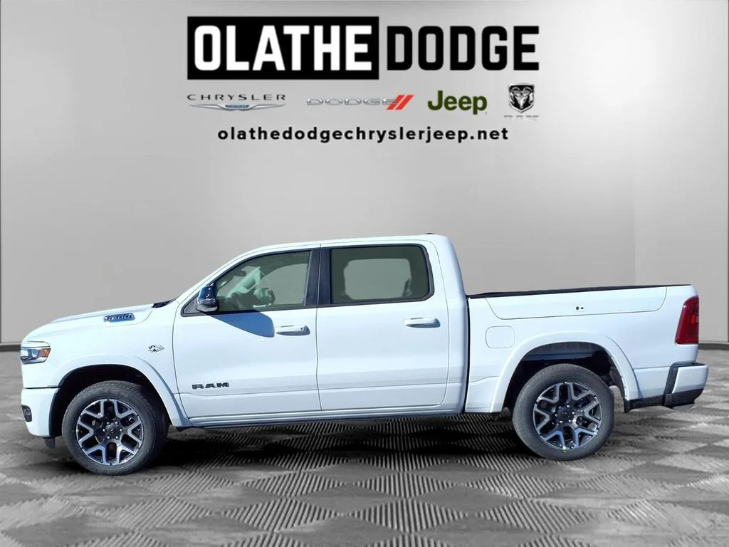 New 2026 Bright White Clear-Coat Exterior Paint RAM Laramie image 17