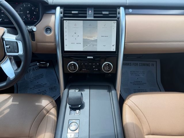 Certified Used 2024 Santorini Black Metallic Land Rover Metropolitan Edition image 15