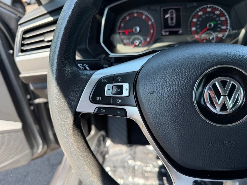 Used 2021 Platinum Gray Metallic Volkswagen 1.4T S image 19