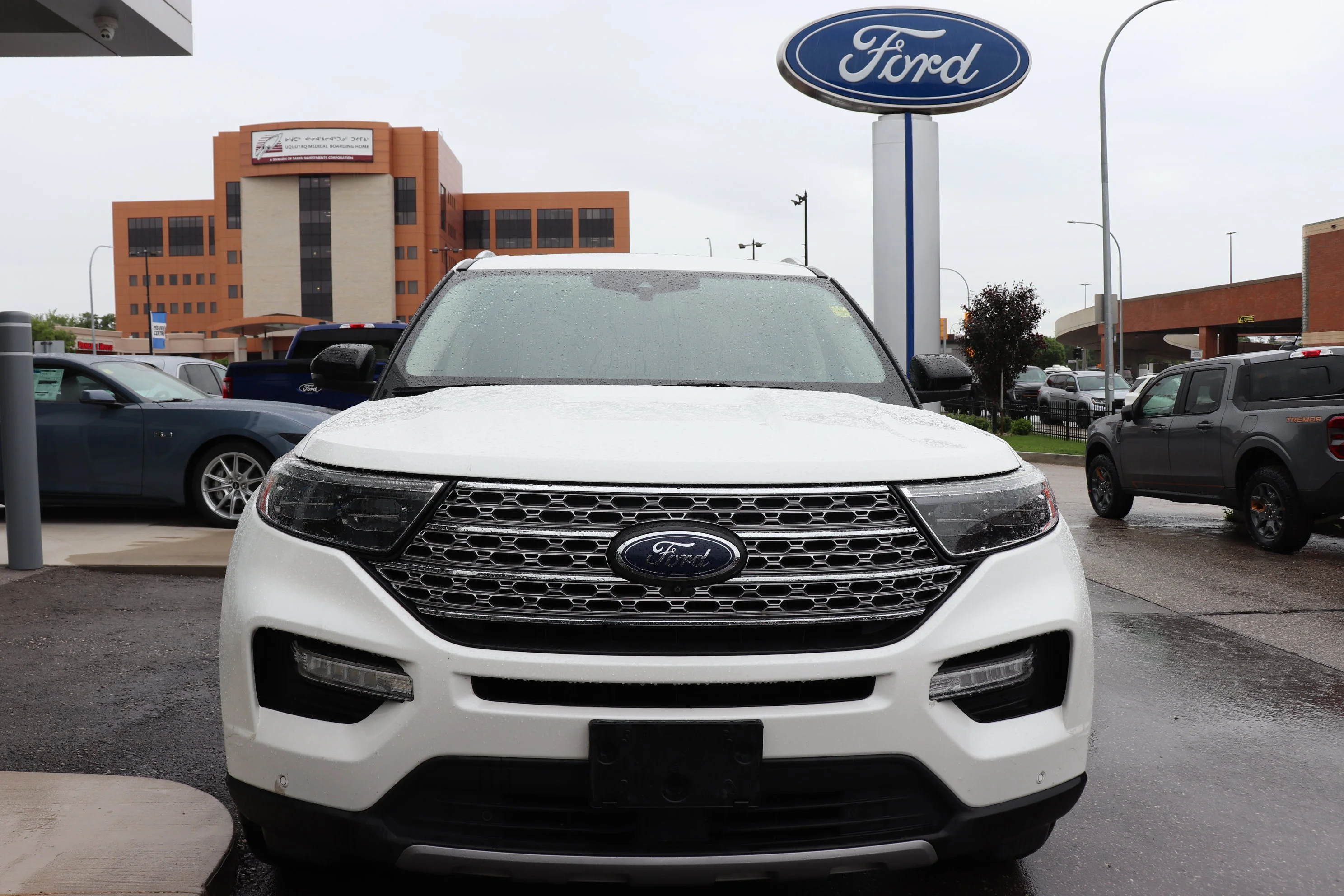 Used 2020 White Ford Limited 4WD image 2