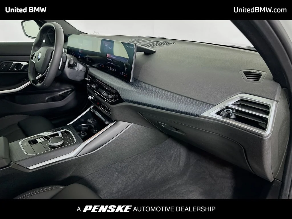 2025 BMW 3 Series 330i - Photo 30