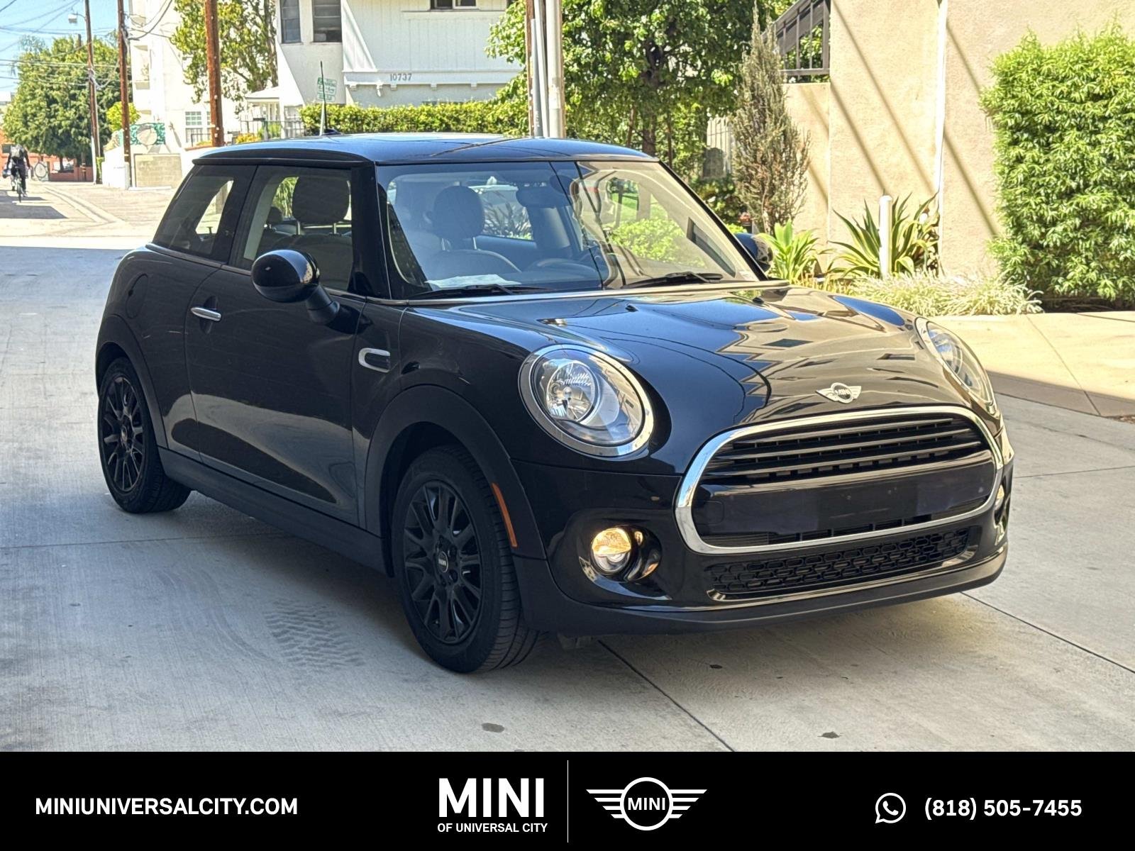 2017 MINI Cooper -'s photo