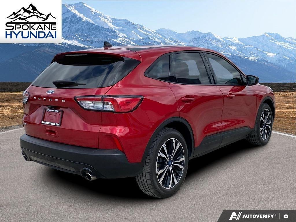 Used 2022 Rapid Red Metallic Tinted Clearcoat Ford SE image 5