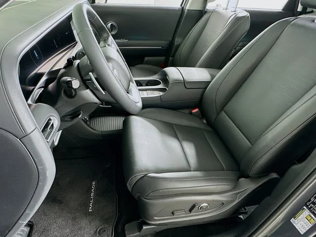 New 2026 Gray Hyundai Limited image 9
