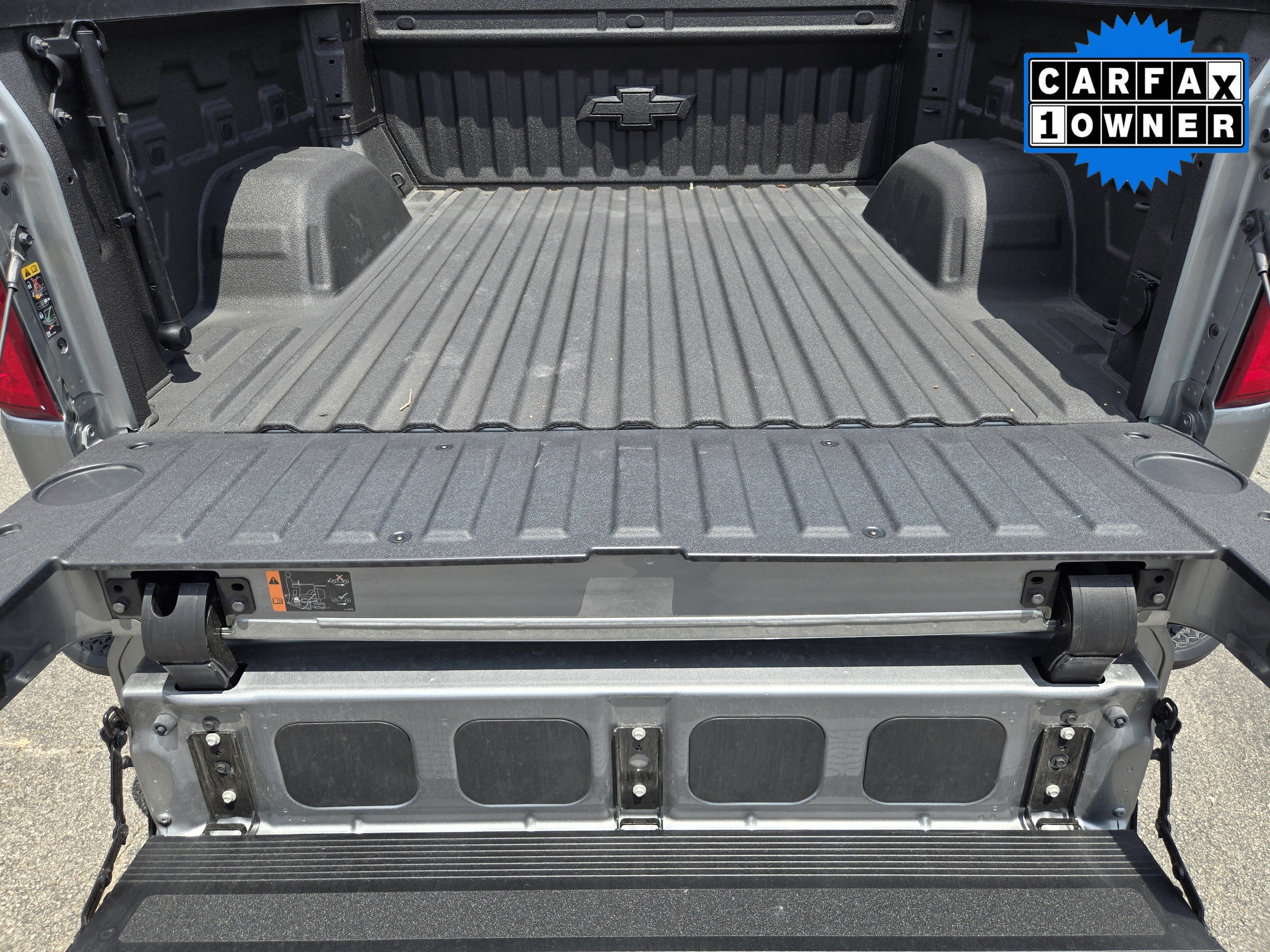 Used 2026 Sterling Gray Metallic Chevrolet High Country image 30