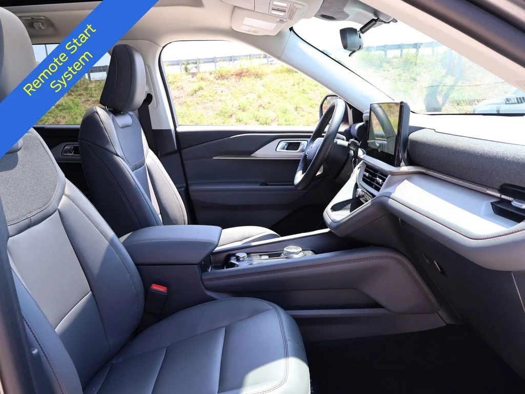 New 2026 Carbonized Gray Metallic Ford Active image 9