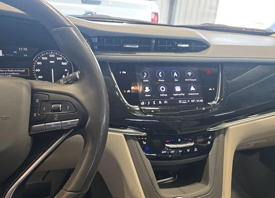 Used 2023 White Cadillac Premium Luxury image 10