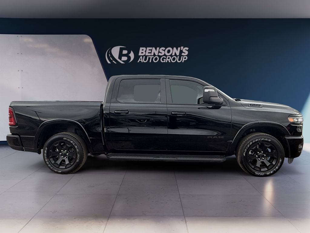 New 2026 Diamond Black Crystal Pearl-Coat Exterior Paint RAM Big Horn/Lone Star image 6