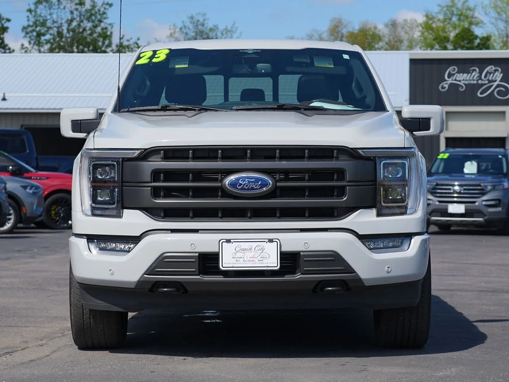 Used 2023  Ford Lariat image 8