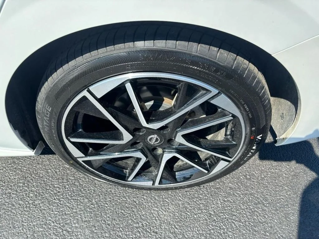Used 2025  Nissan SR image 8