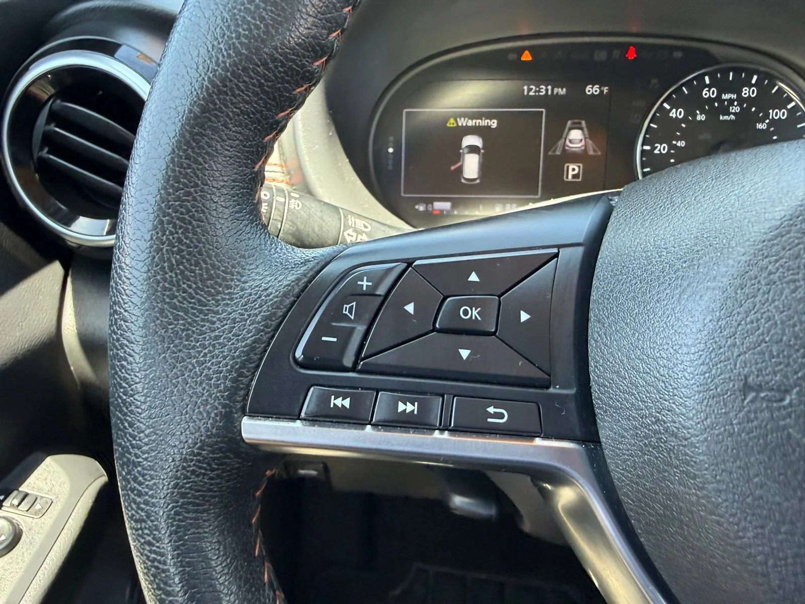 2024 Nissan Kicks SR - Photo 18