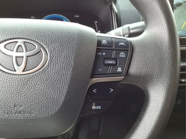 Used 2025  Toyota LE image 24