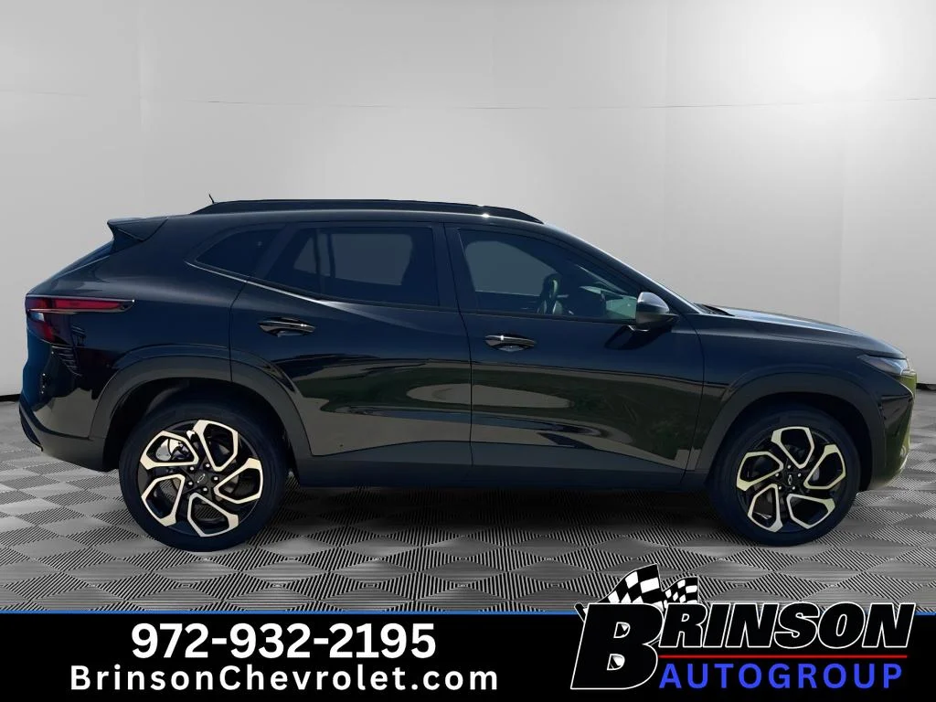 New 2026 Mosaic Black Metallic Chevrolet 2RS image 4