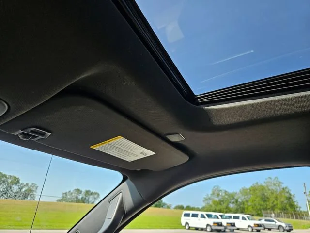Used 2025 Black Chevrolet ZR2 image 21