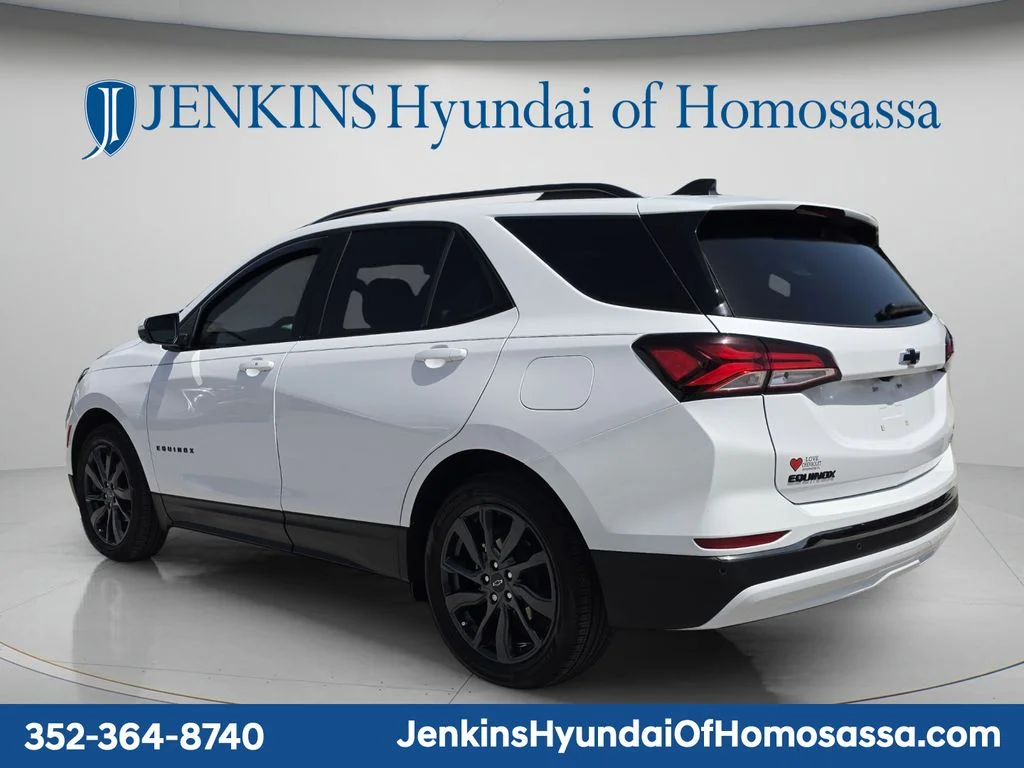 Used 2023 White Chevrolet RS image 7